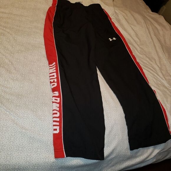 UNDER ARMOR RED AND BLACK TRACK PANTS SIZE 10/12 - Picture 1 of 3